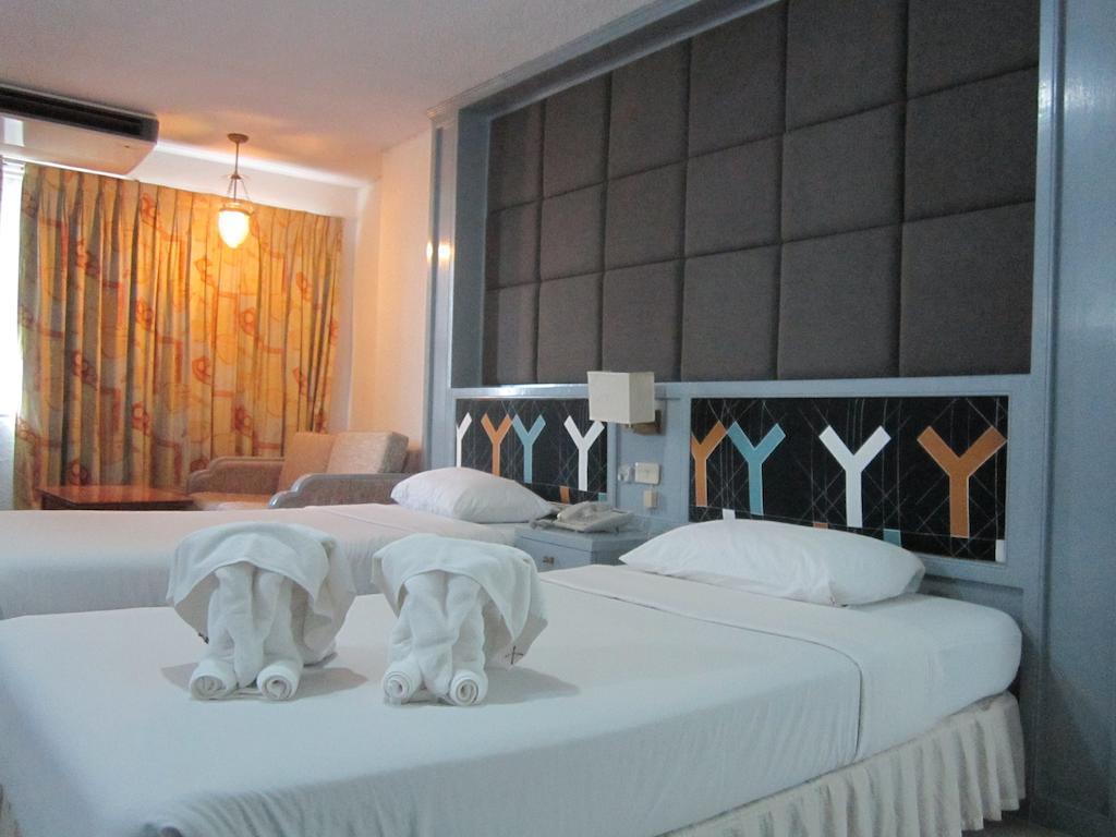 Lopburi Inn Hotel Bilik gambar
